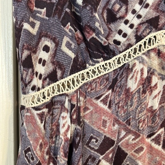 BB DAKOTA Size X-Small Purple White Bohemian Chic Sleeveless Mini Dress Crochet - Picture 2 of 8